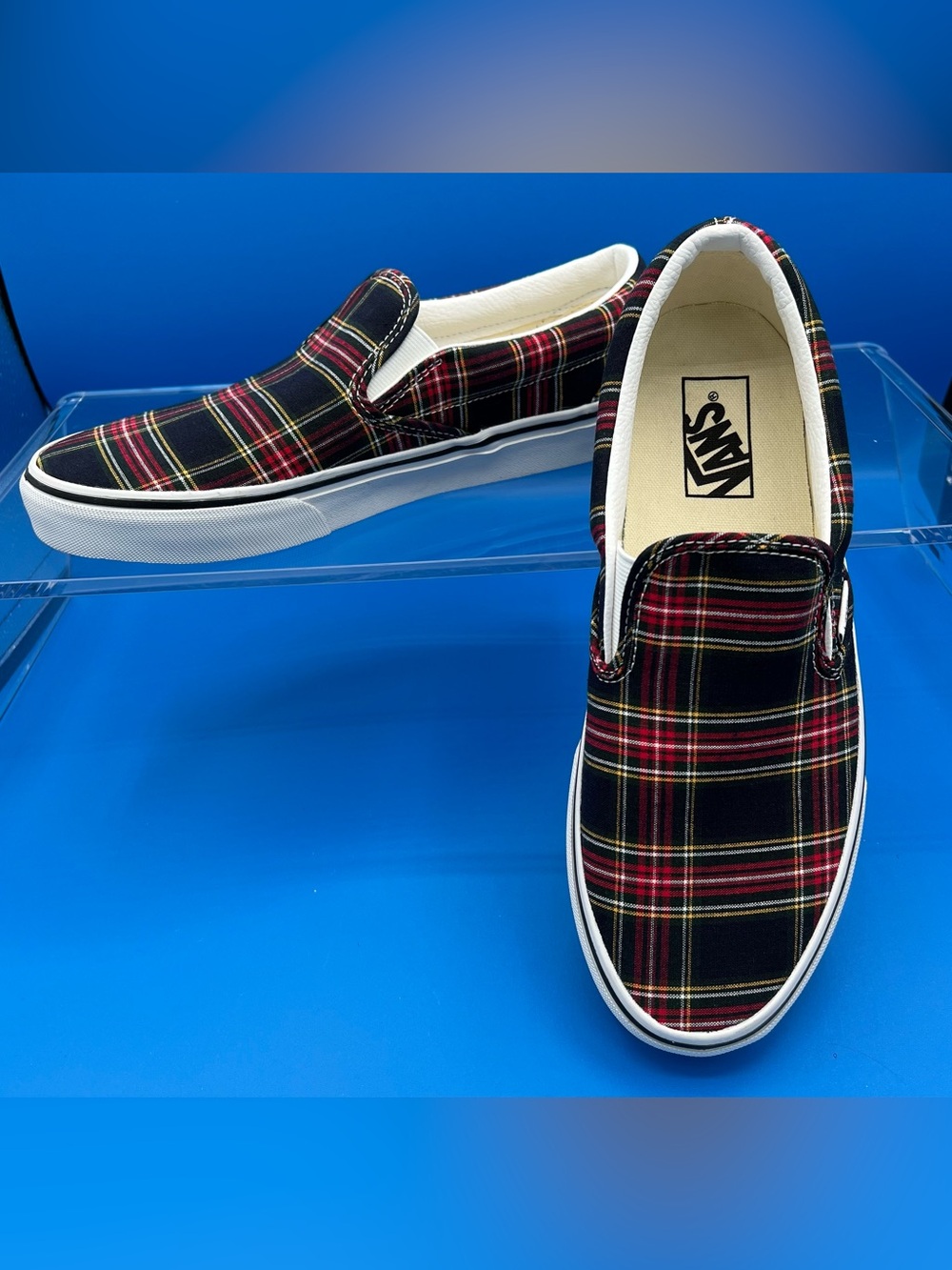 Vans Classic Slip-on, Navy Plaid, Women’s 9.5, Men’s 8, NIB